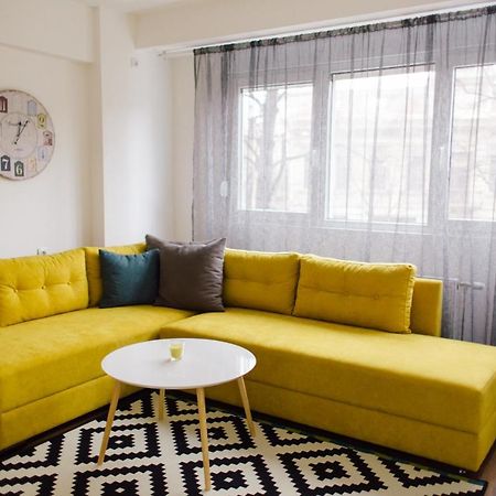 New Center Apartments Ni المظهر الخارجي الصورة