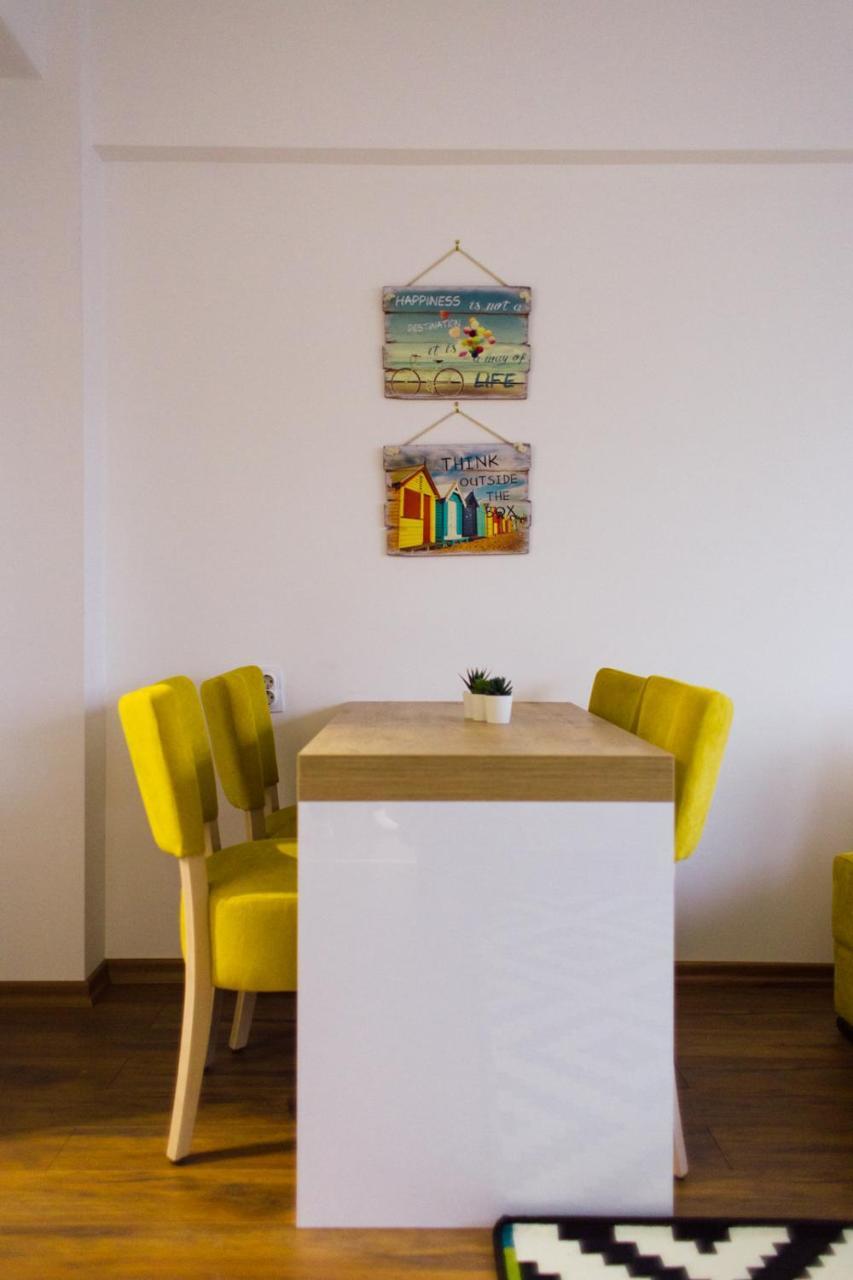 New Center Apartments Ni المظهر الخارجي الصورة