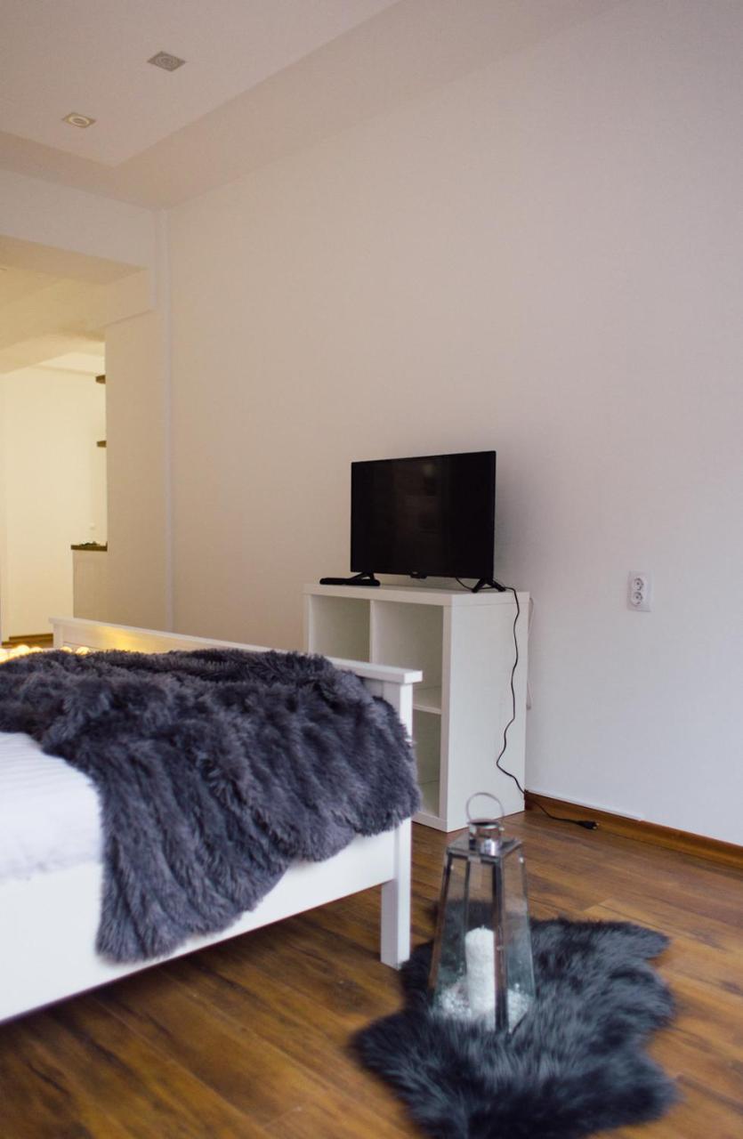 New Center Apartments Ni المظهر الخارجي الصورة