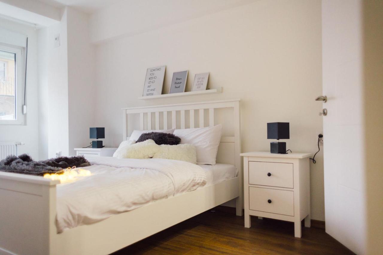 New Center Apartments Ni المظهر الخارجي الصورة